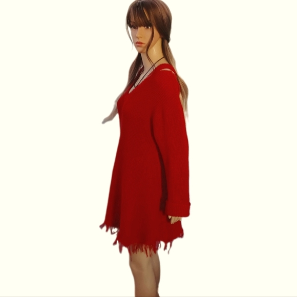 Cold shoulder XL sweater tunic top - Picture 6 of 7